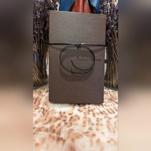 Authentic LV Louis Vuitton box and dust bag
